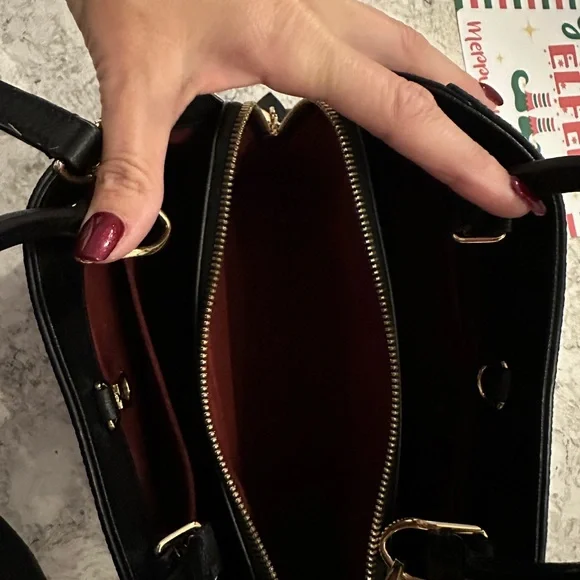 Louis Vuitton Monogram Giant Montaigne black and cream Beautiful handbag. - Picture 11 of 16